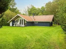 6 person holiday home in Fårvang-By Traum