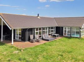 12 person holiday home in Pandrup-By Traum，位于Pandrup的酒店