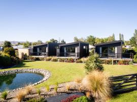 Schist Rock Lodge，位于Omakau的酒店