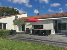 Modern Villa with Pool in Brives