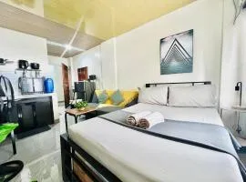 Complete Amenities Cozy Studio with Balcony