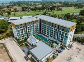 C228 Brand New Condo Near Beach & Prime Location