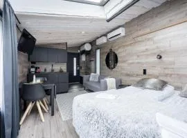 Himosranta Suite D - Private High Quality Lake View Suite