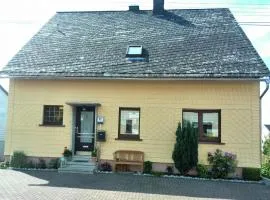 Cozy Apartment with Private Garden in Nisterau