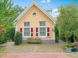 Picturesque Holiday Home in Oldenzaal with Jacuzzi