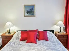 Cozy apartment with a balcony and a sea view