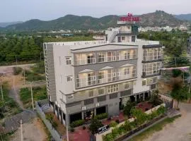 R K Hotel And Bar