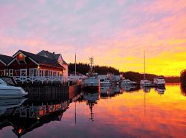 6 person holiday home in Austrheim，位于Utkeila的酒店