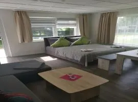 Holiday apartment on Lake Goldberg