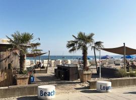 5 star holiday home in Großenbrode，位于格罗森布罗德的酒店