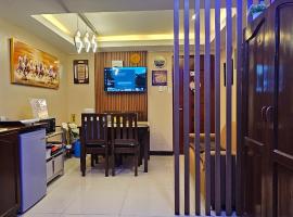 JWs Lodgings Condo With Balcony, WiFi, Netflix，位于安蒂波洛的酒店
