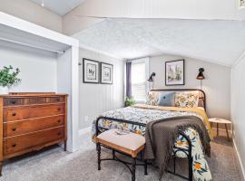 3 Bedroom Home, Walk to Lake Erie，位于威洛比的酒店