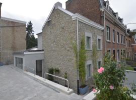 Stylish Stay Near Forest，位于Tilff的酒店