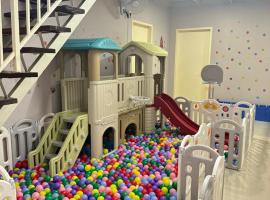 Teddyslodge Homestay，位于加影的木屋