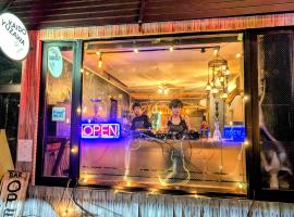 Kaido Yuzawa Onsen Hostel，位于汤泽町的青旅