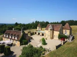 Mansion in Meaulne with Private Pool