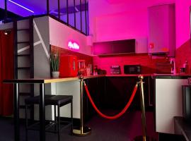 LOVE IN CINÉ Appartement cinéma balnéo，位于帕米耶的酒店