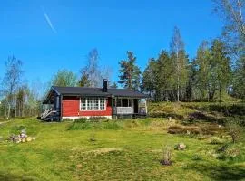 Idyllic Lakeside Retreat in Munkedal-By Traum