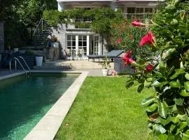 Studio swimming pool BXL