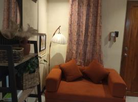 Tatix Tiny Homestay，位于Toledo的酒店