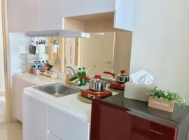 Apartemen Treepark BSD By LyaRoom，位于Dadap的酒店