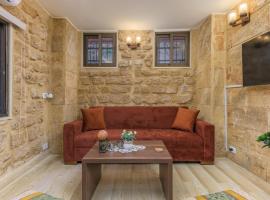 Casa Kik Apartments in Mina Tripoli，位于Ar Ramlah的酒店