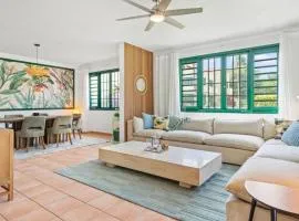 Beachfront Surf House-Family Fun, Pool and Solar