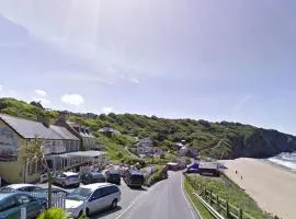 Cilie Tresaith