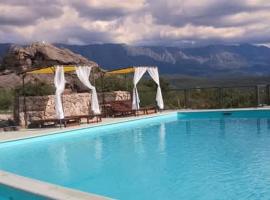 Suite's on the rock's，位于诺诺的酒店