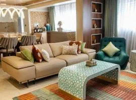 Sanctum Suites Luxe 2BR in Kurseong, Scenic Views