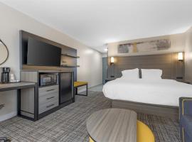 Best Western Plus Elgin - Chicago，位于西邓迪的酒店