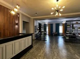 Aq-Jaiyq Halal Hotel