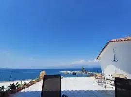 Total Blue Maisonette