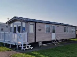 Betty by the Bay, Pagham Caravan Stay