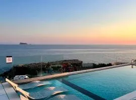 R Lapsi Guesthouse