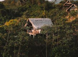 Cielva Tayrona - Cabaña Quetzal Vista al Mar A/C，位于洛斯纳兰霍斯的酒店