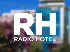RADIO HOTEL Lushnje，位于Lushnjë的酒店