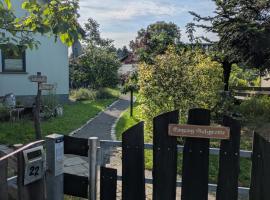 Ferienwohnung am Fürst Pückler Park，位于Krauschwitz的酒店