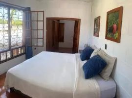 Black&White -Dini Muetter-