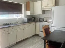 three bedroom near uvic