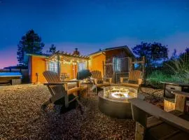 Arrowleaf Family House with Hot Tub