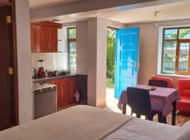 Relaxing small cottage in nature