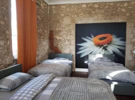 Freo Lodge Boutique Hostèl，位于弗里曼特的酒店