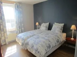 Spacious Family Villa, Offagne