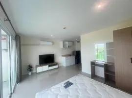 Bangsaray Beach Condo B619 บางเสร่ บีช