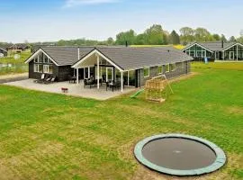 18 person holiday home in Bogense