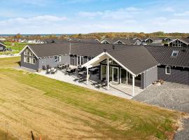 Luxury Retreat with Pool - By Traum Ferienwohnungen，位于博恩瑟的酒店