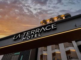 Pohang Hotel La Terrace，位于Yŏnil的酒店
