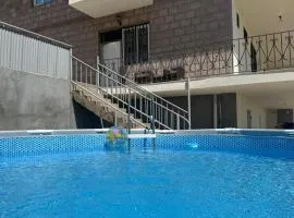 Villa Garden and Pool near Airport