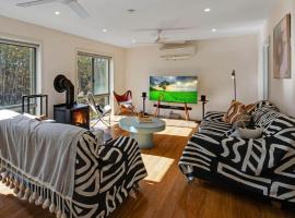 Stunning Rural Retreat in Macedon Ranges，位于马其顿的酒店